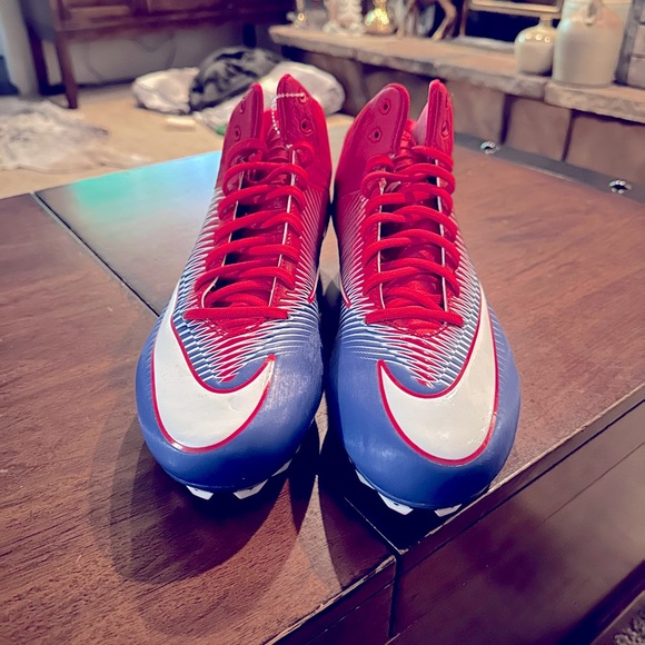 Nike VPR Football Cleats - Picture 1 of 4